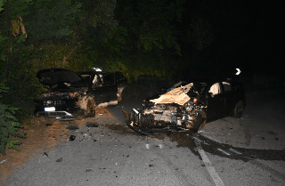 Pesaro - Scontro tra due auto lungo la Panoramica, due feriti